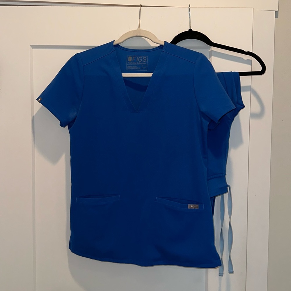 Figs Technical Collection Scrub Set EUC